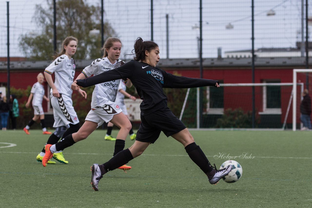 Bild 114 - B-Juniorinnen St.Pauli - C-Juniorinnen SV Steinhorst : Ergebnis: 1:2